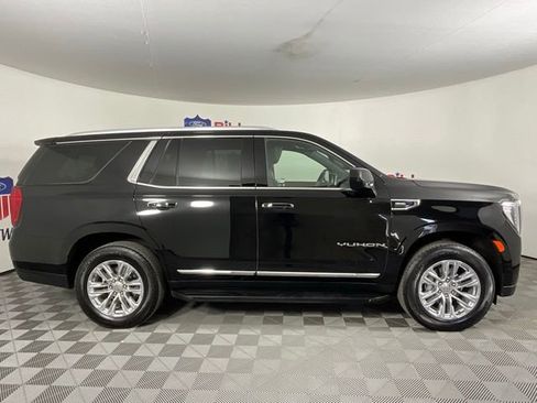 Used 2024 GMC Yukon SLT image 2