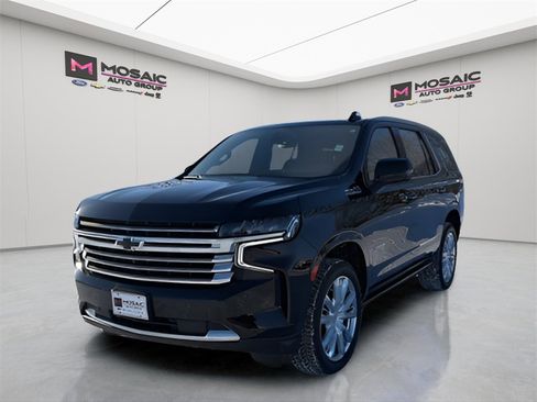 Used 2022 Chevrolet Tahoe High Country image 3