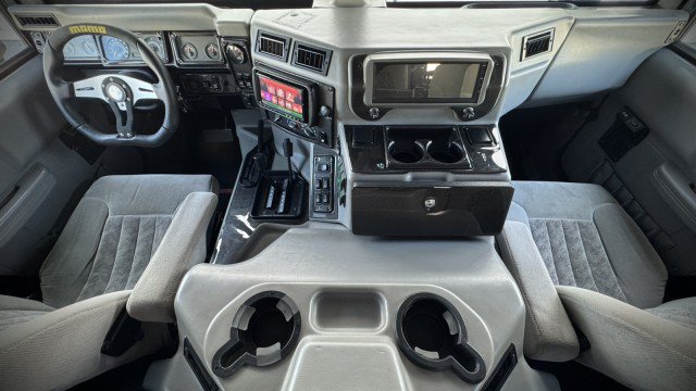 Used 2003 HUMMER H1 4-Door Wagon AWD/4WD image 9