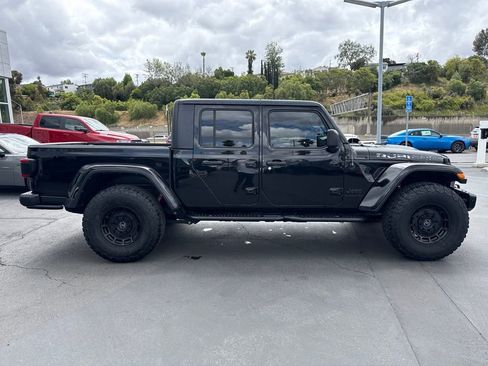 Certified 2021 Jeep Gladiator Rubicon AWD/4WD image 9
