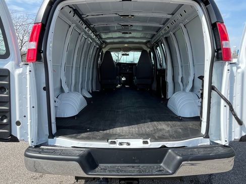 New 2026 Chevrolet Express 3500 Extended w/ Driver Convenience Package RWD image 17
