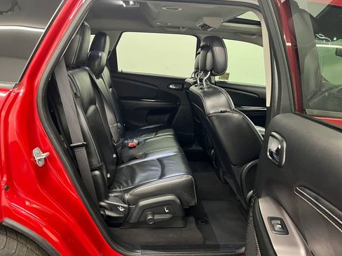 Used 2017 Dodge Journey Crossroad w/ Popular Equipment Group image 27
