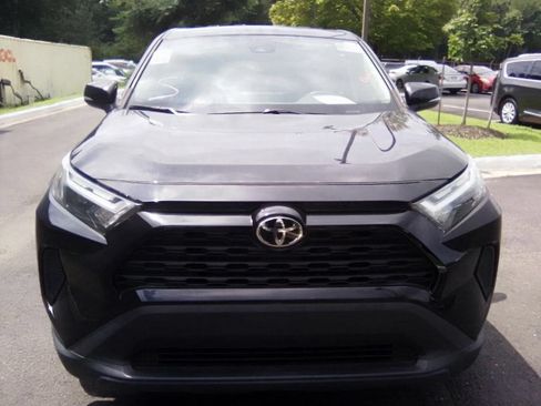 Used 2023 Toyota RAV4 LE FWD image 15
