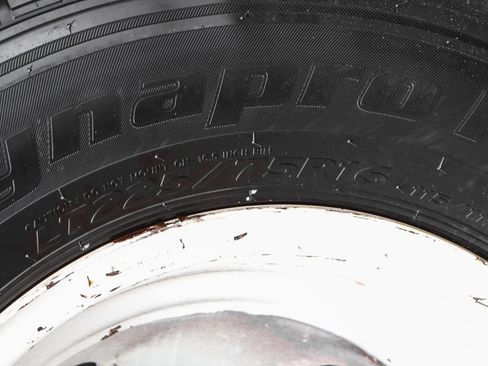 Used 2015 Ford E-450 and Econoline 450 Super Duty w/ Shuttle Bus Prep Package RWD image 32