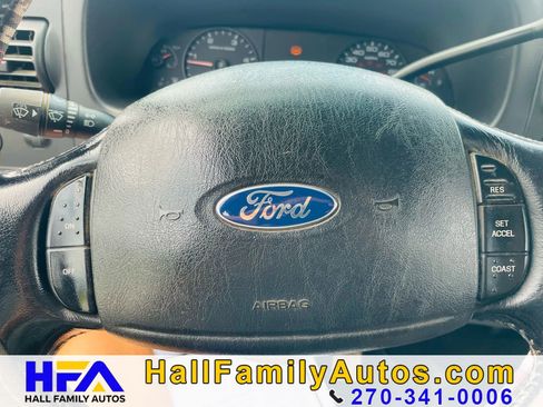 Used 2005 Ford F250 XLT image 23