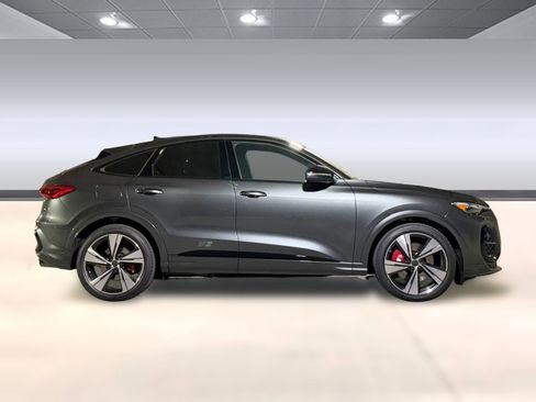 New 2026 Audi SQ5 Premium Plus image 7