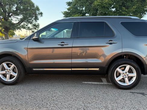 Used 2016 Ford Explorer XLT w/ Equipment Group 201A AWD/4WD image 5
