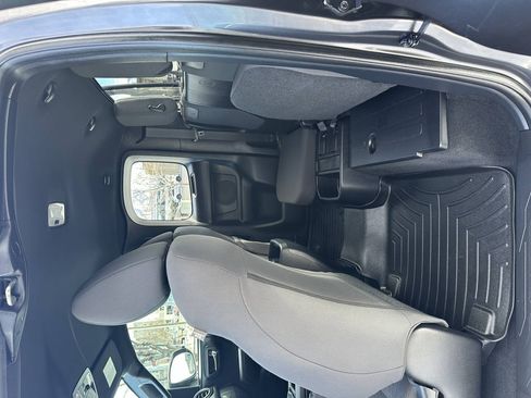Used 2018 Toyota Tacoma TRD Sport w/ Technology Package AWD/4WD image 20