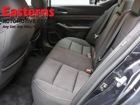 Used 2021 Nissan Altima 2.5 SV w/ SV Premium Package FWD image 21