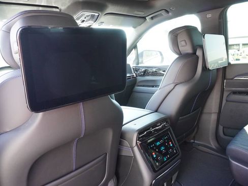 New 2025 Cadillac Escalade IQ Sport 1 w/ Smart Trailering package image 10