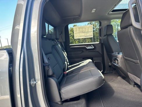New 2026 GMC Sierra 2500 SLT w/ SLT Premium Package image 40