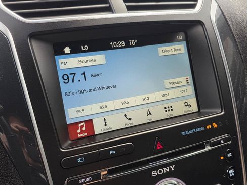 Used 2018 Ford Explorer Sport w/ Equipment Group 401A AWD/4WD image 22