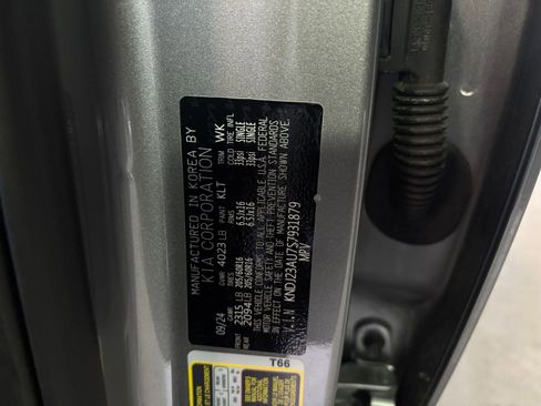 Used 2025 Kia Soul LX w/ LX Technology Package image 27