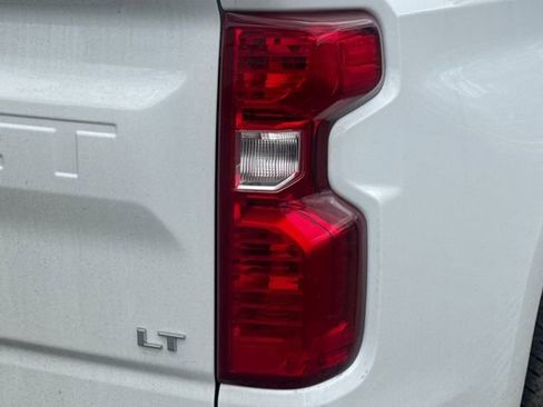 Used 2025 Chevrolet Silverado 1500 LT image 47