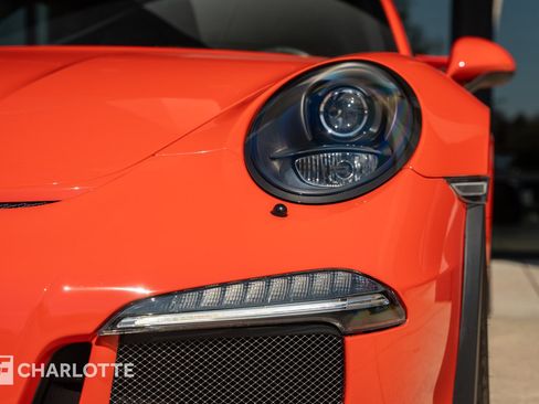 Used 2016 Porsche 911 GT3 RS w/ Painted Interior Package RWD image 5