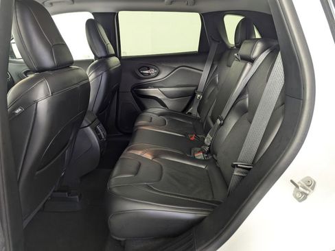 Used 2020 Jeep Cherokee Limited image 14