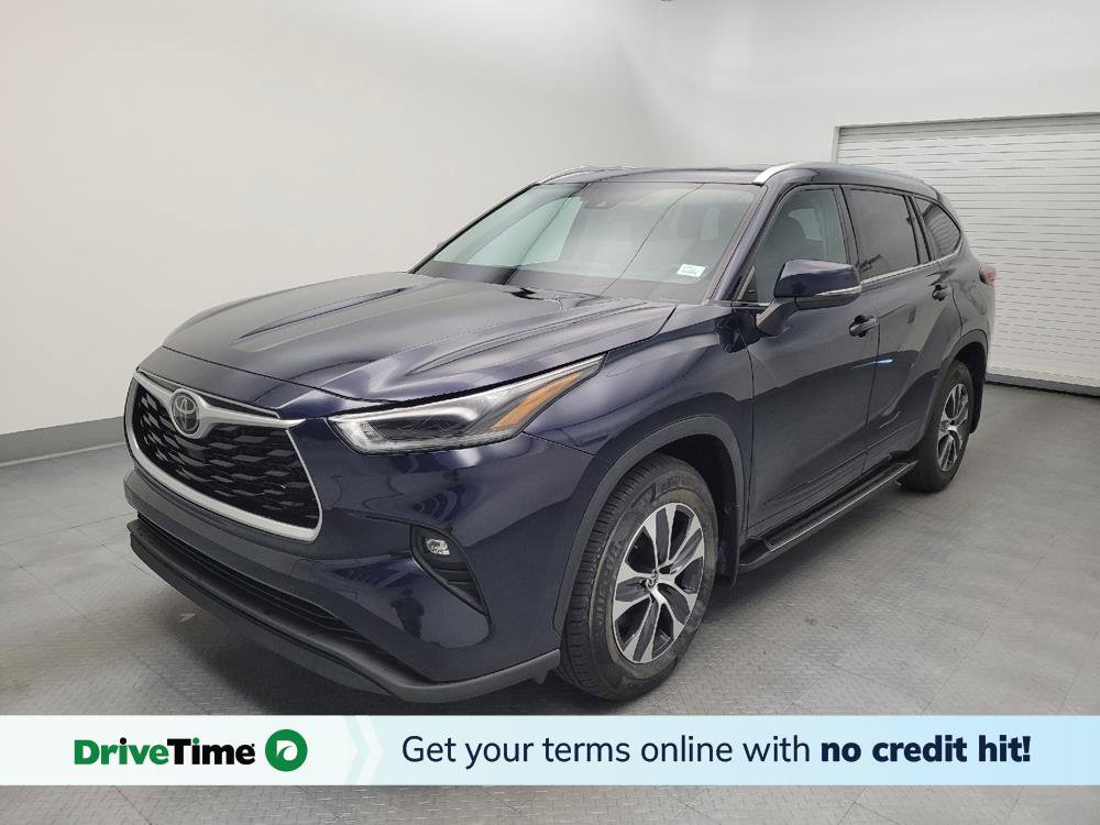 Used 2021 Toyota Highlander XLE AWD/4WD image 1