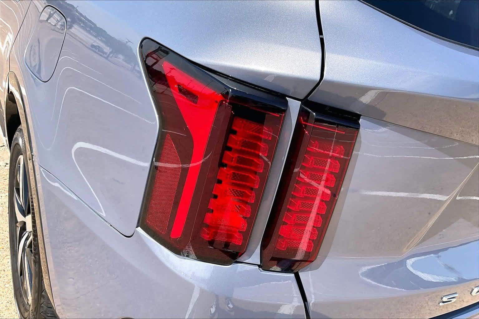 Certified 2022 Kia Sorento S w/ Panoramic Sunroof Package FWD image 30