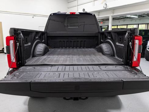 Used 2025 Ford F250 Platinum AWD/4WD image 23