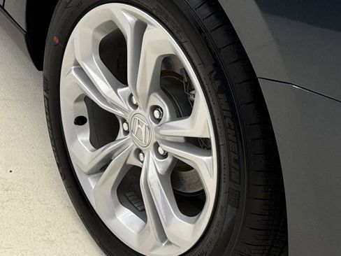 Certified 2025 Honda Accord LX image 10