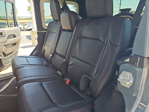 New 2026 Jeep Wrangler Unlimited Rubicon image 13