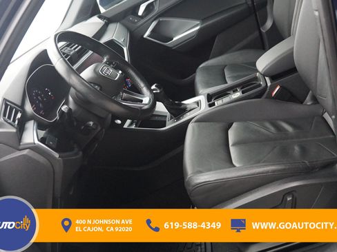 Used 2019 Audi Q3 2.0T Premium AWD/4WD image 9