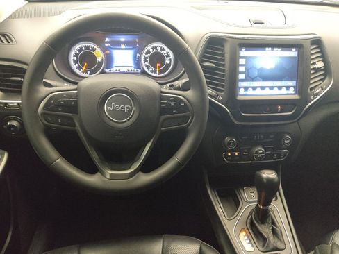 Used 2022 Jeep Cherokee Latitude Lux FWD image 22