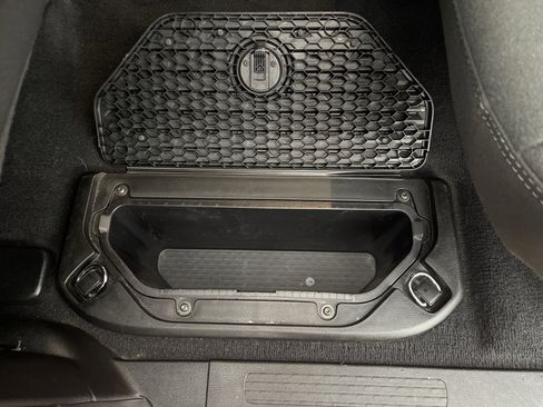 Used 2025 RAM 1500 Big Horn image 15