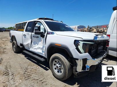 Used 2024 GMC Sierra 3500 Pro w/ Convenience Package