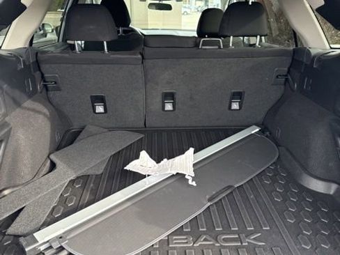 Used 2020 Subaru Outback Premium image 13