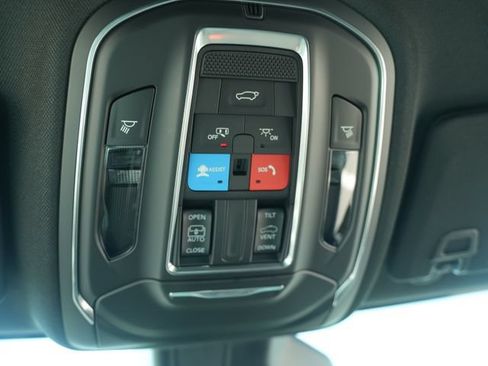 New 2026 Jeep Grand Cherokee L 4WD image 38