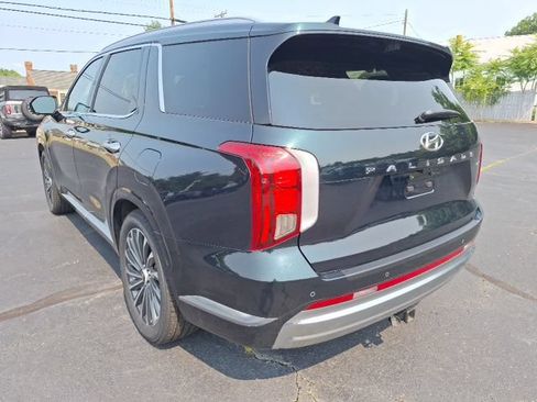 Used 2023 Hyundai Palisade Calligraphy w/ Cargo Package AWD/4WD image 5
