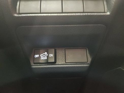 Certified 2026 Toyota Tacoma SR5 AWD/4WD image 49