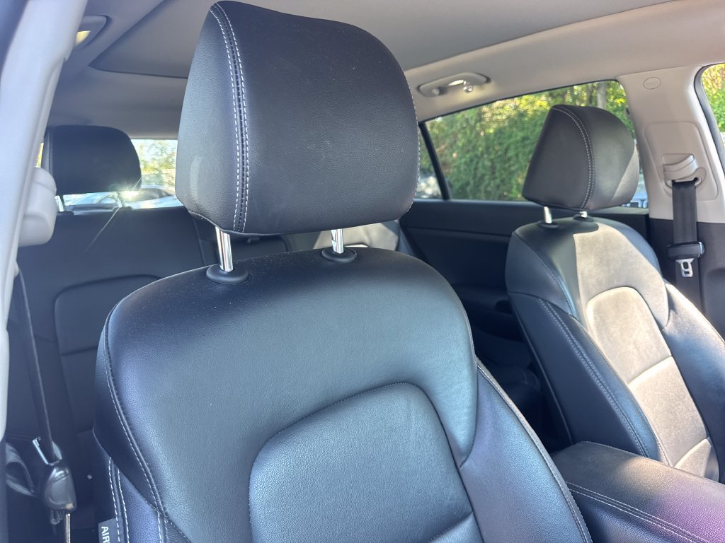 Used 2019 Kia Sportage EX w/ EX Premium Package AWD/4WD image 25