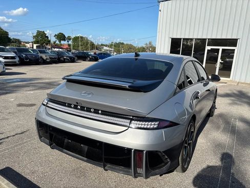 Used 2024 Hyundai Ioniq 6 SEL RWD image 8