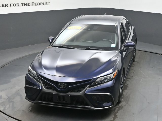 Used 2022 Toyota Camry SE FWD image 49