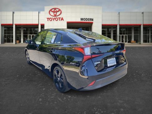Certified 2022 Toyota Prius image 5