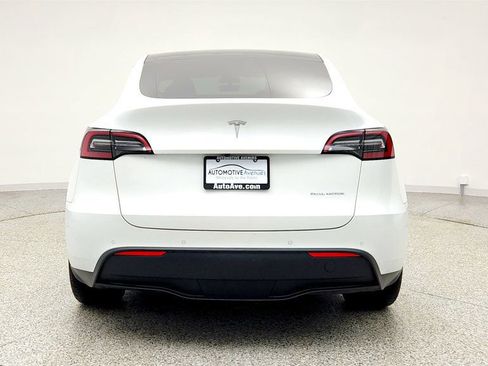Used 2021 Tesla Model Y Long Range image 6
