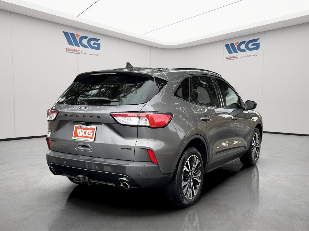 Used 2022 Ford Escape SEL w/ SEL Stealth AWD Package image 3