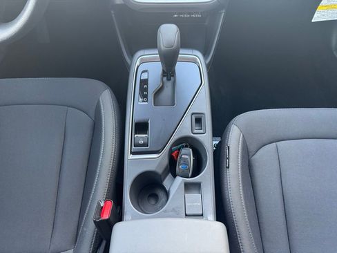 Certified 2025 Subaru Crosstrek 2.0i Premium w/ Crosstrek Mirror Package image 18