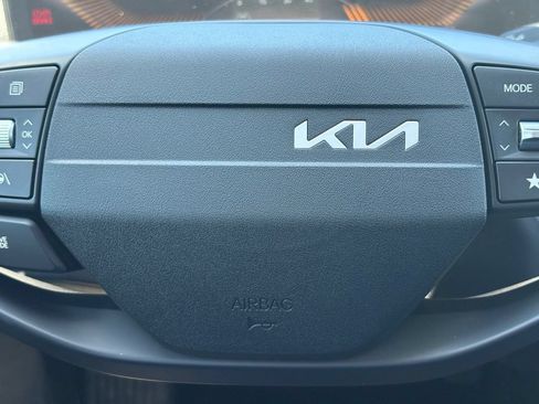 New 2026 Kia K4 FWD image 21