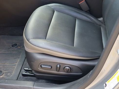 Used 2025 Chevrolet Trax ACTIV w/ Driver Confidence Package FWD image 14