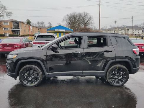 New 2026 Jeep Compass Latitude AWD/4WD image 5