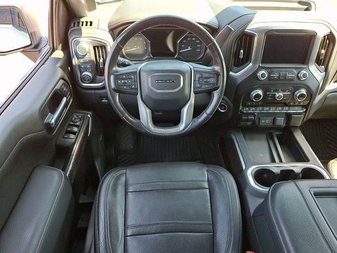 Certified 2019 GMC Sierra 1500 Denali w/ Technology Package image 11