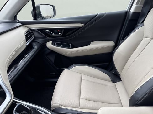 Used 2020 Subaru Outback Limited image 21