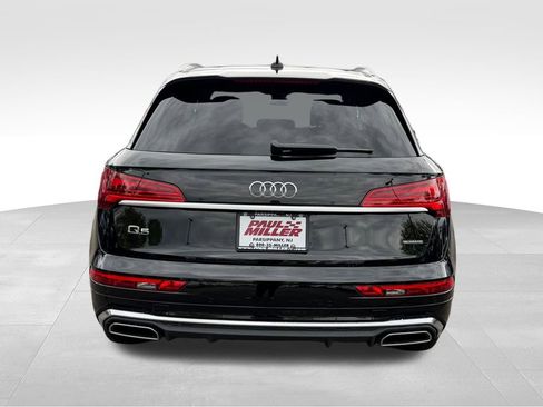 Used 2023 Audi Q5 2.0T Premium w/ Convenience Package AWD/4WD image 8