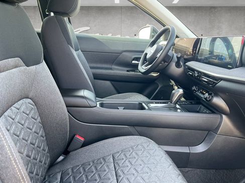 New 2026 Nissan Kicks SV image 24