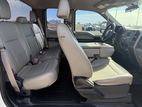 Used 2017 Ford F250 XL w/ Power Equipment Group image 29