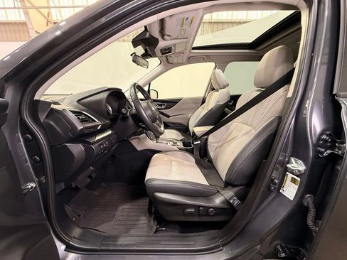 Used 2023 Subaru Forester Premium AWD/4WD image 17
