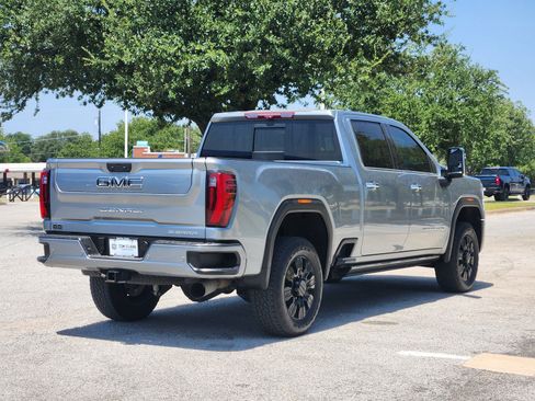 Used 2024 GMC Sierra 2500 Denali Ultimate AWD/4WD image 5